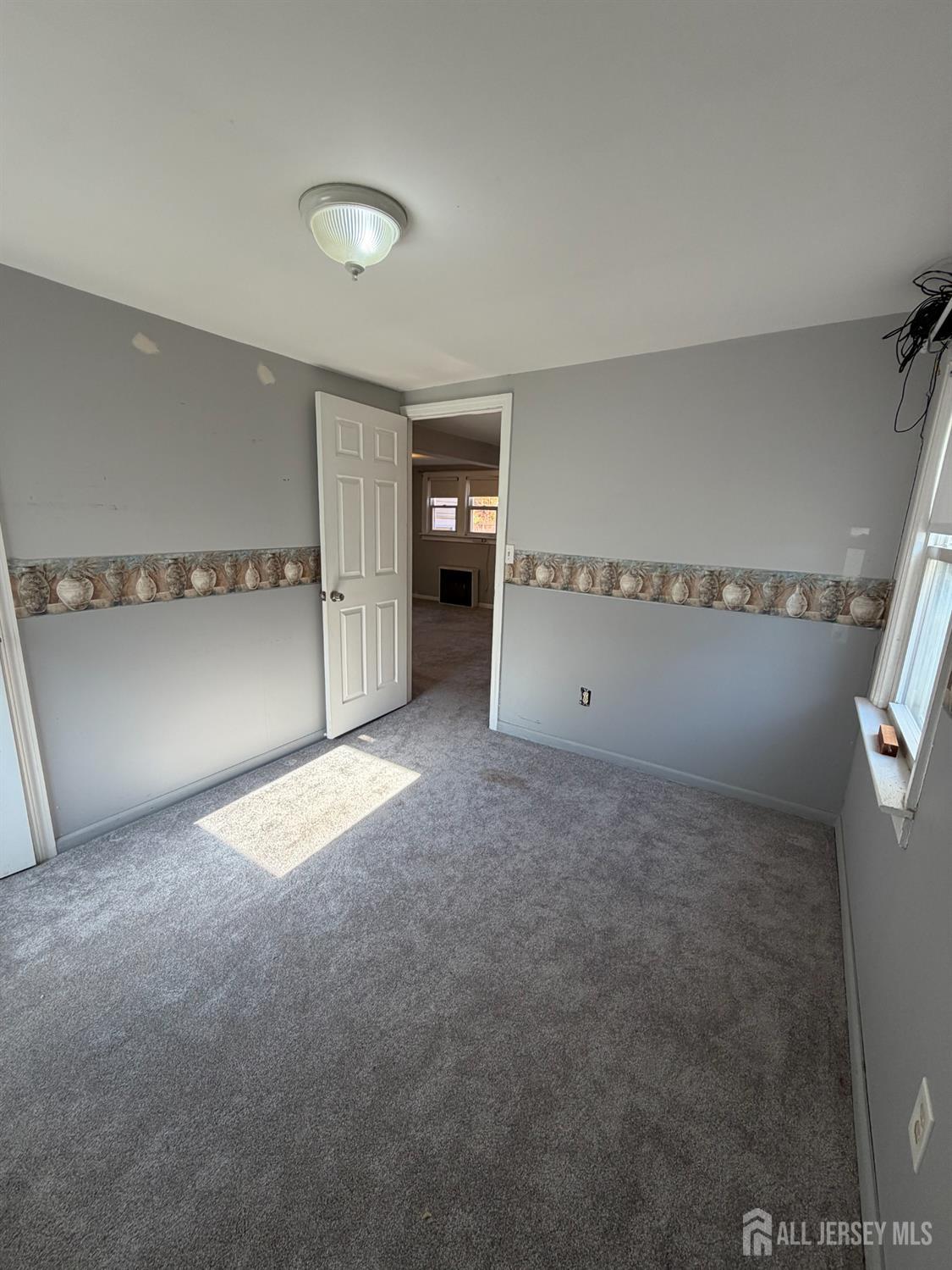 1827 Oak Road North Brunswick, NJ 08902 - Photo 22 of 43