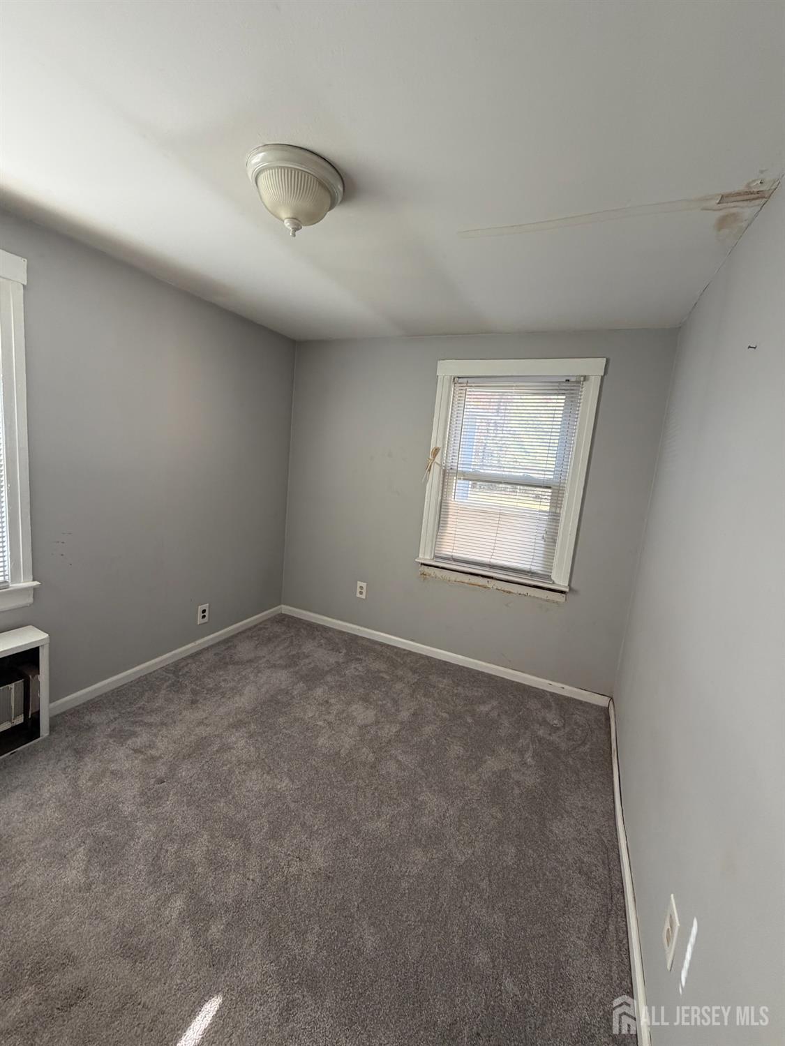 1827 Oak Road North Brunswick, NJ 08902 - Photo 24 of 43