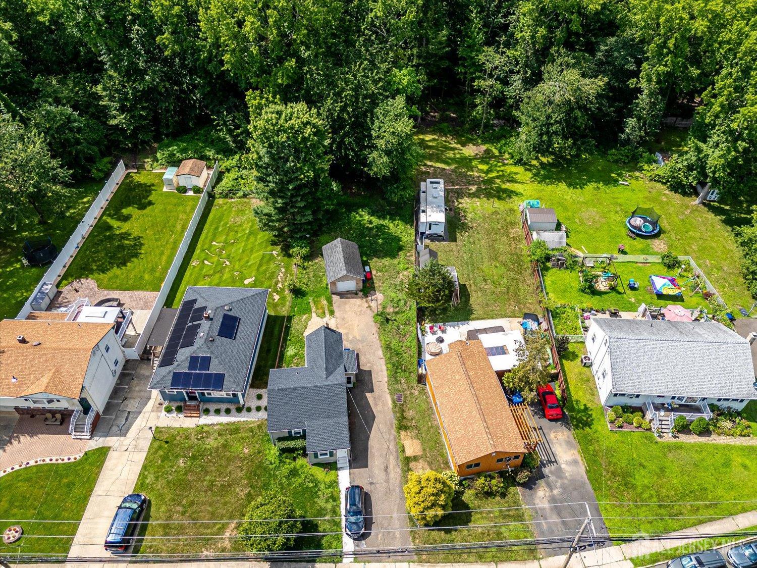 1827 Oak Road North Brunswick, NJ 08902 - Photo 33 of 43