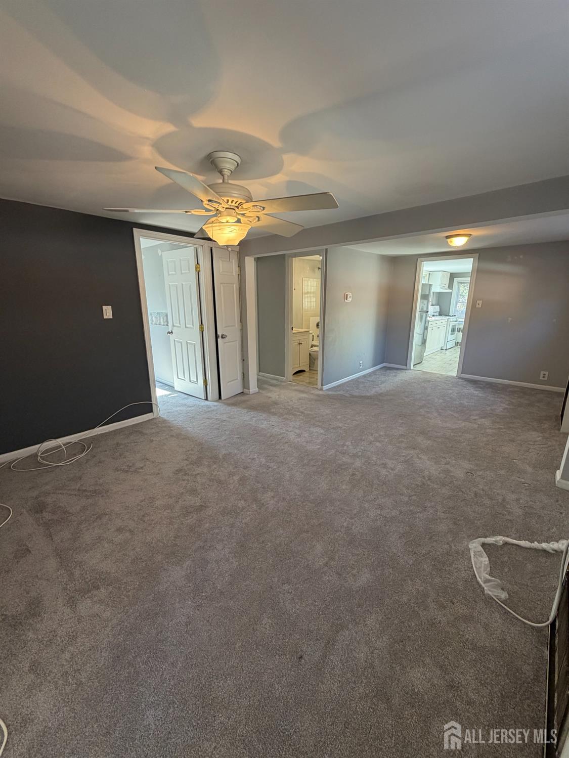 1827 Oak Road North Brunswick, NJ 08902 - Photo 40 of 43