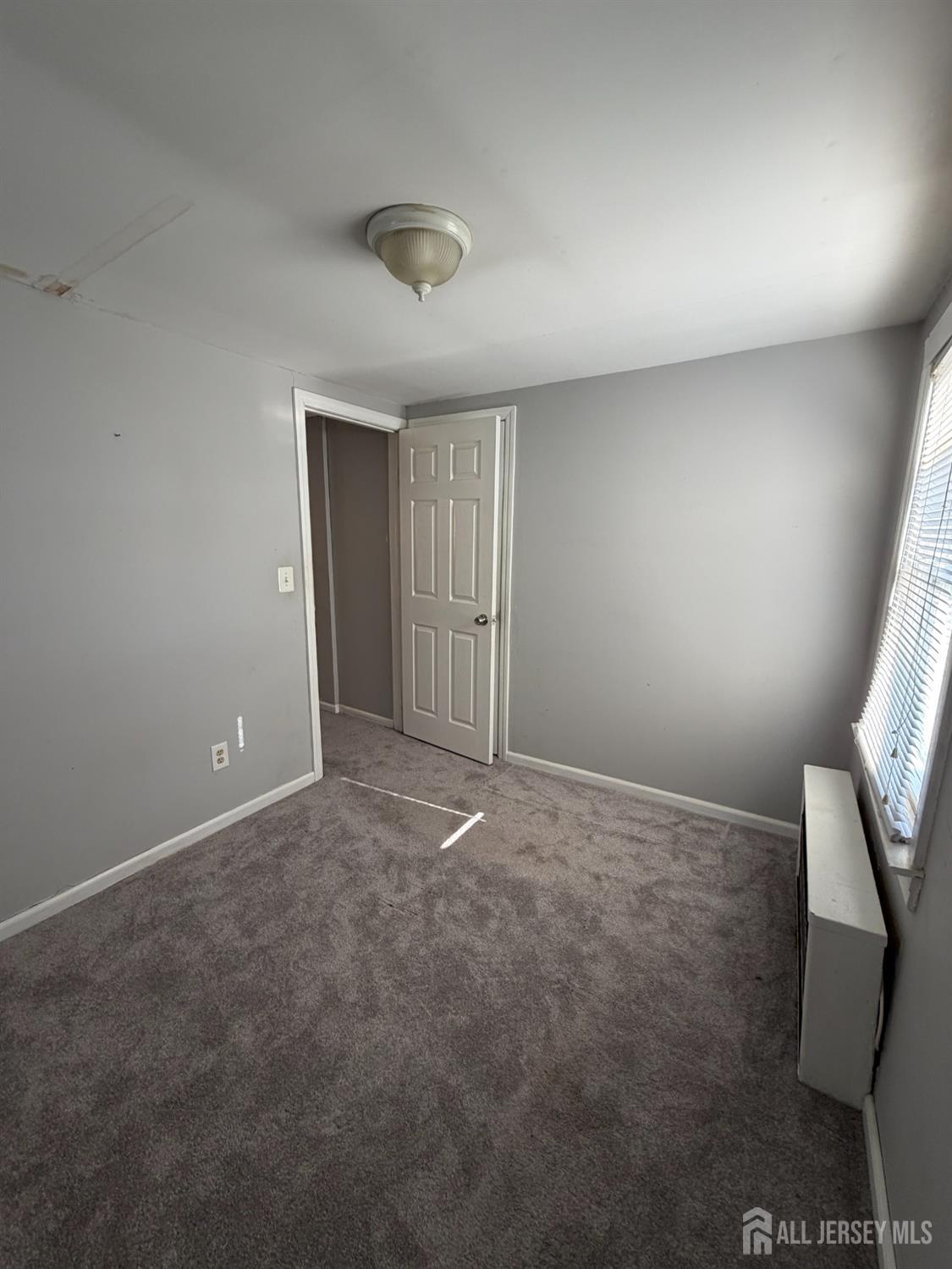 1827 Oak Road North Brunswick, NJ 08902 - Photo 41 of 43