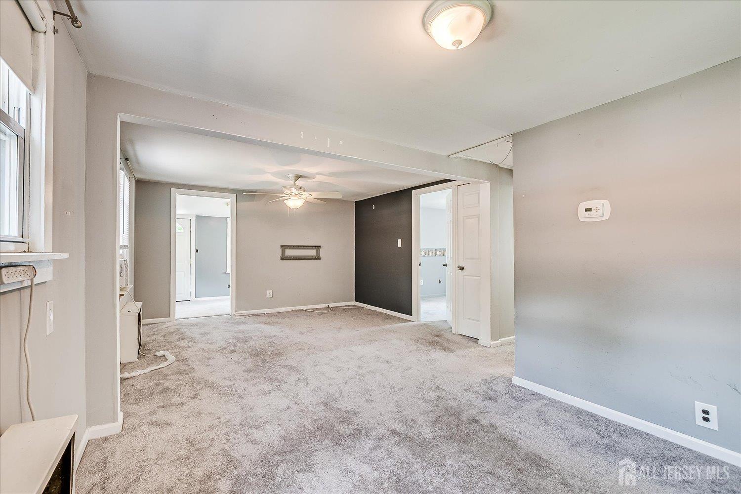 1827 Oak Road North Brunswick, NJ 08902 - Photo 9 of 43