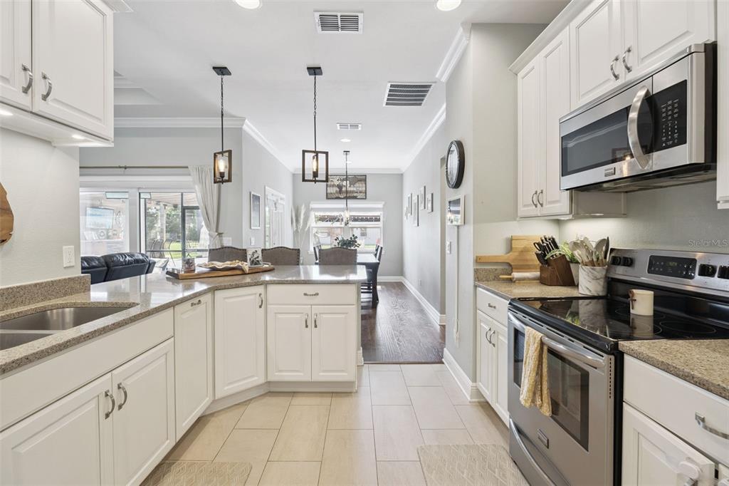 7310 Matchett Road Orlando, FL 32809 - Photo 14 of 53
