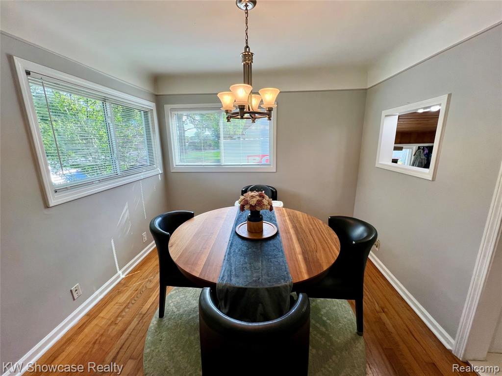 6735 Cooley Lake Road West Bloomfield, MI 48324 - Photo 18 of 41 Gallery Image 18