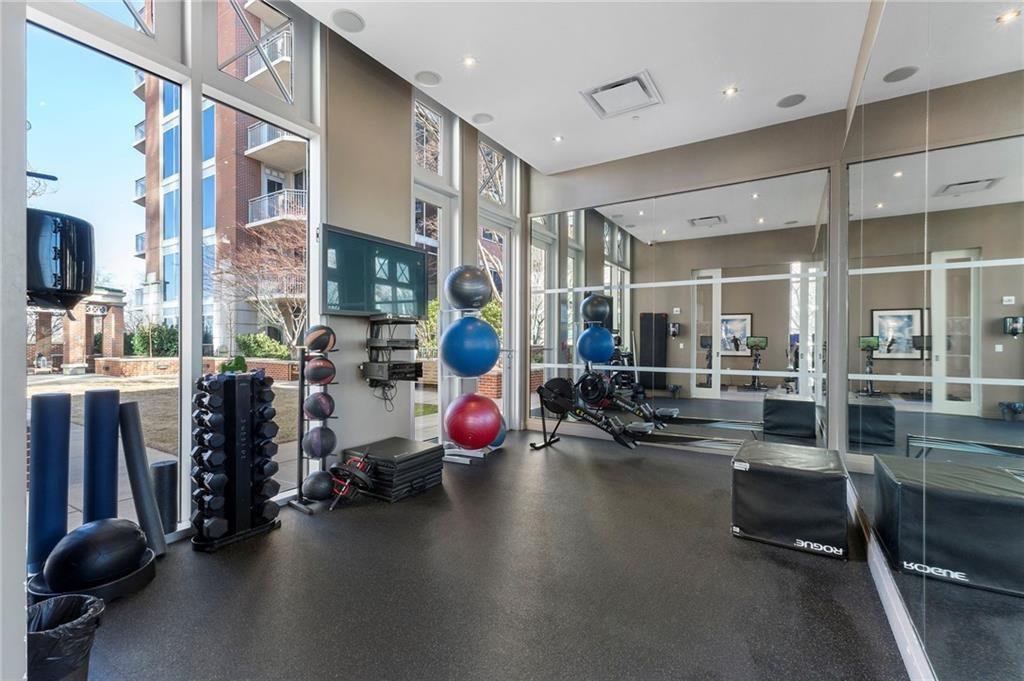 1820 Peachtree Road Northwest, Unit 1510 Atlanta, GA 30309 - Photo 47 of 75 a view of a room with gym equipment