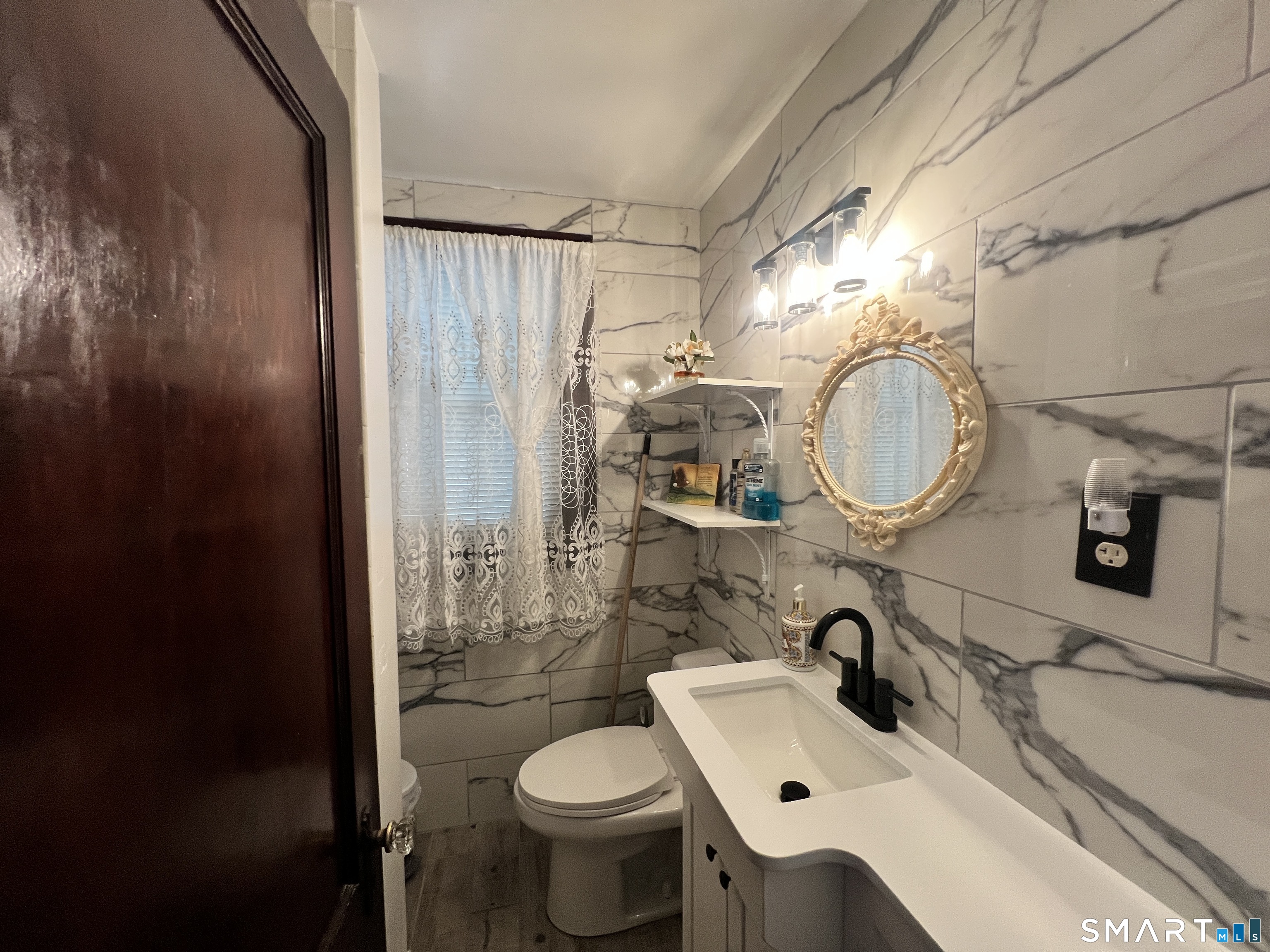 755 Congress Avenue Waterbury, CT 06708 - Photo 13 of 36