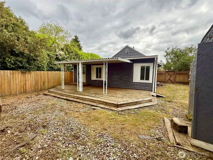 $375,000 | 6724 South Bell Street, Tacoma, WA 98408