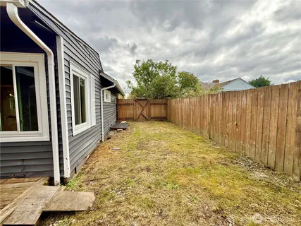 $375,000 | 6724 South Bell Street, Tacoma, WA 98408