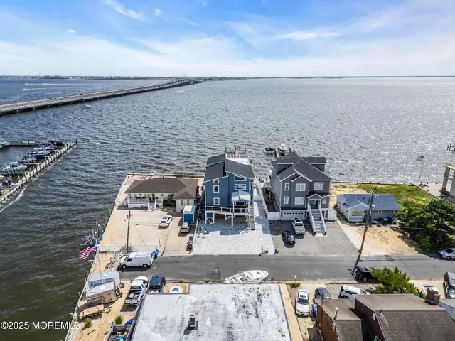 $2,499,999 | 107 Bay Shore Drive, Toms River, NJ 08753