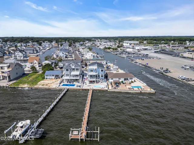 $2,499,999 | 107 Bay Shore Drive, Toms River, NJ 08753