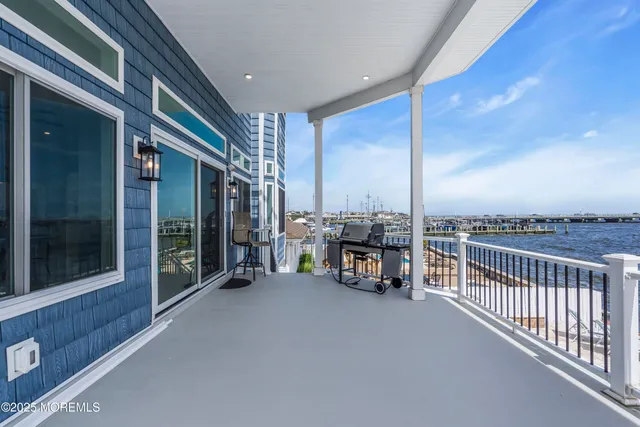 $2,499,999 | 107 Bay Shore Drive, Toms River, NJ 08753