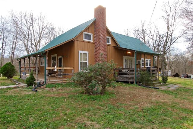 1890 Jordan Road Chapmansboro, TN 37035 - Photo 3 of 19 Gallery Image 3