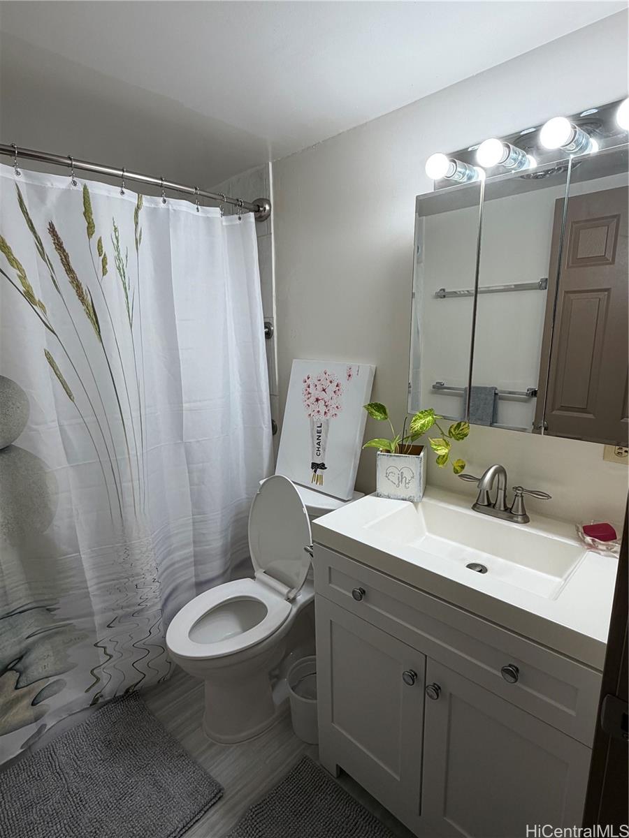 633 Nalanui Street, Unit 215 Honolulu, HI 96817 - Photo 5 of 12