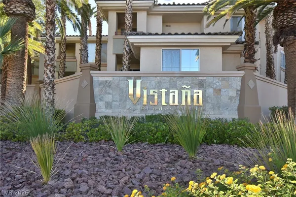 $1,295 | 7189 South Durango Drive, Unit 202, Las Vegas, NV 89113