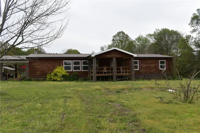 $220,000 | 355 Copeland Drive, Converse, LA 71419