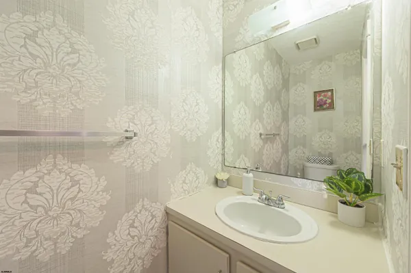 $260,000 | 42 Mohave Drive, Unit 1222, Galloway Township, NJ 08205