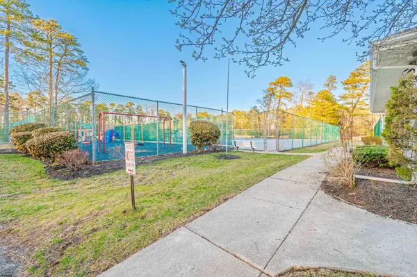 $260,000 | 42 Mohave Drive, Unit 1222, Galloway Township, NJ 08205