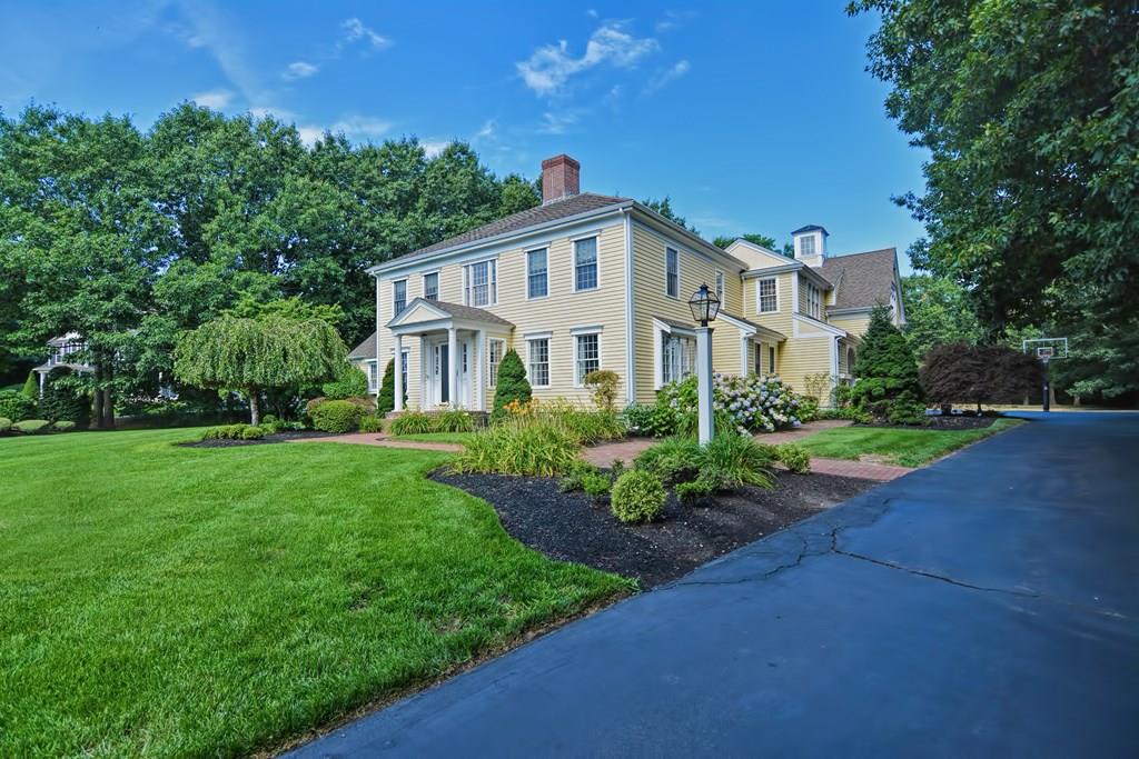 4 Franklin Rodgers Road Hingham, MA 02043 - Photo 3 of 42