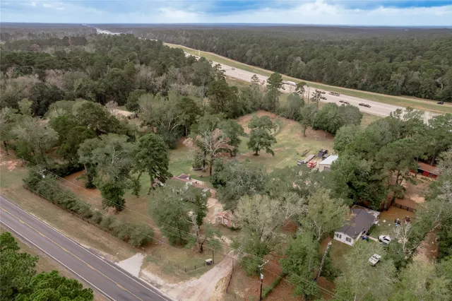 $415,000 | 7640 Highway 75, Huntsville, TX 77340