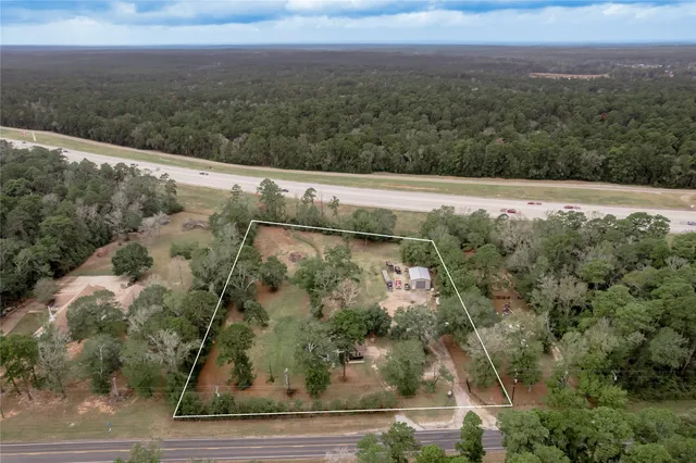 $415,000 | 7640 Highway 75, Huntsville, TX 77340