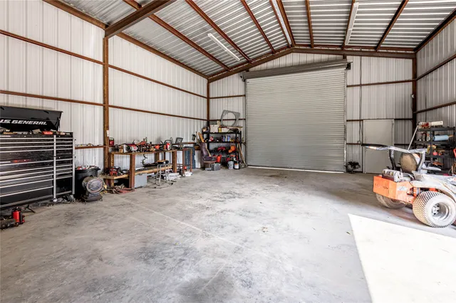 $415,000 | 7640 Highway 75, Huntsville, TX 77340