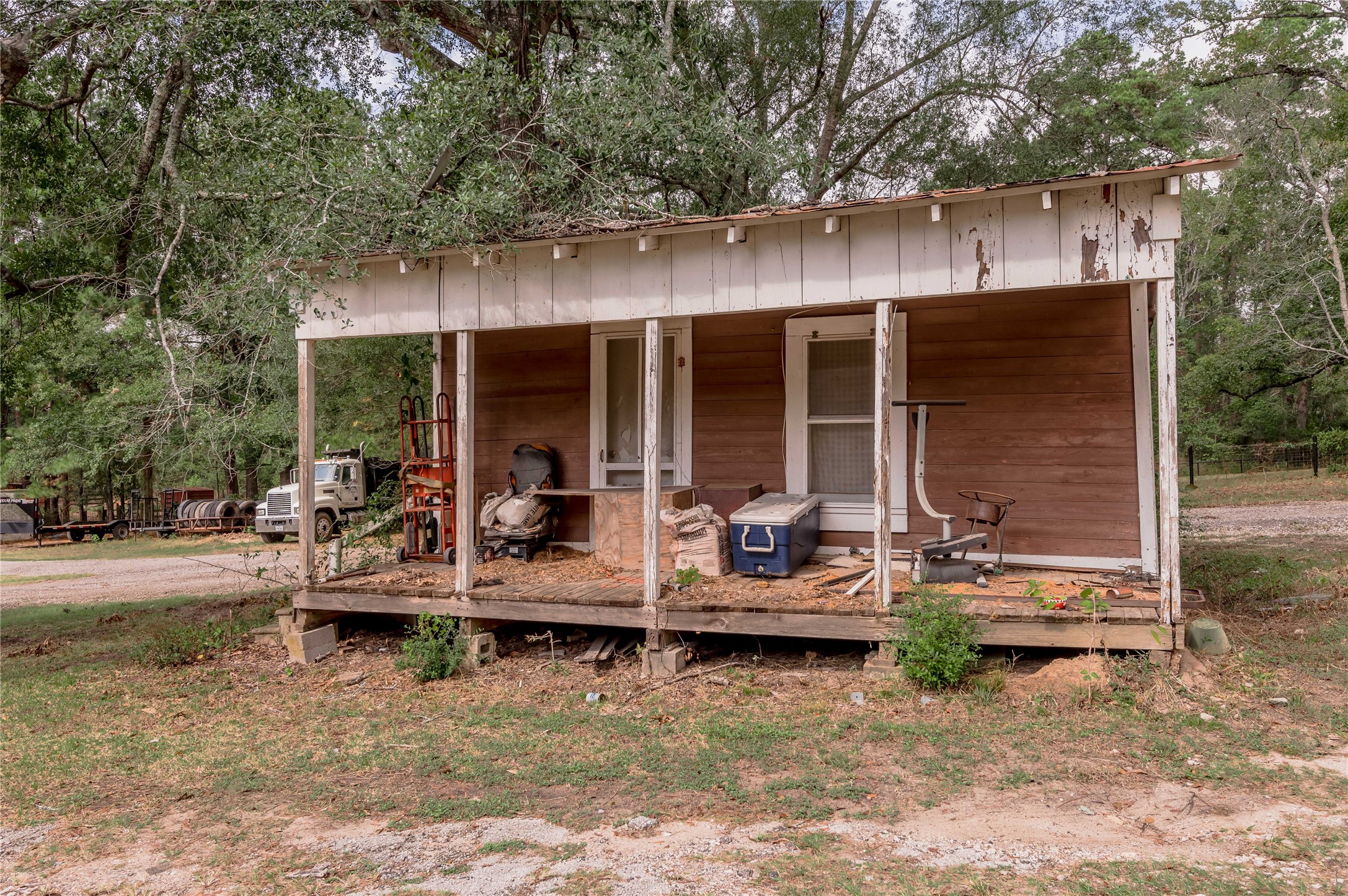 7640 Highway 75 Huntsville, TX 77340 - Photo 28 of 49 swimming pool view with outdoor seating