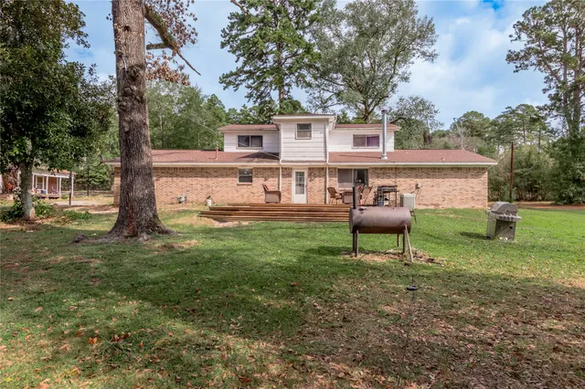 $415,000 | 7640 Highway 75, Huntsville, TX 77340