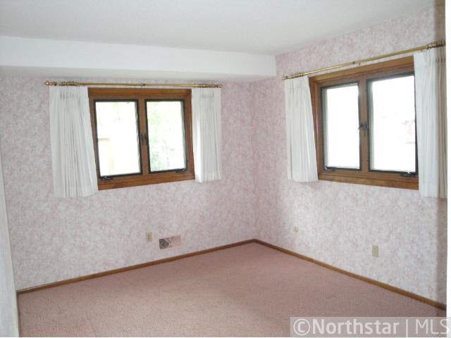 3100 Highcrest Road Roseville, MN 55113 - Photo 7 of 13 Gallery Image 7
