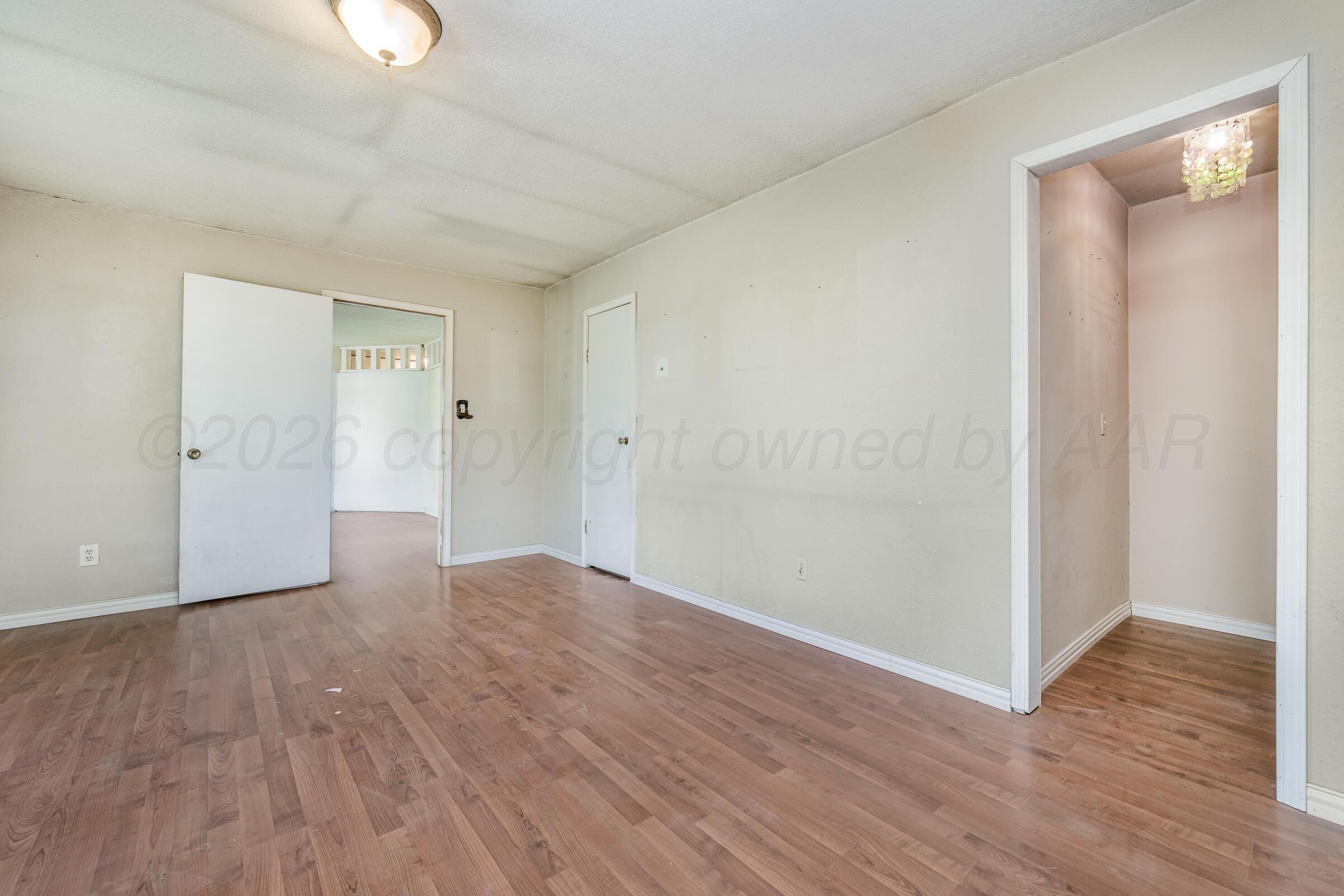 4606 South Hayden Street Amarillo, TX 79110 - Photo 12 of 19 Owners Suite
