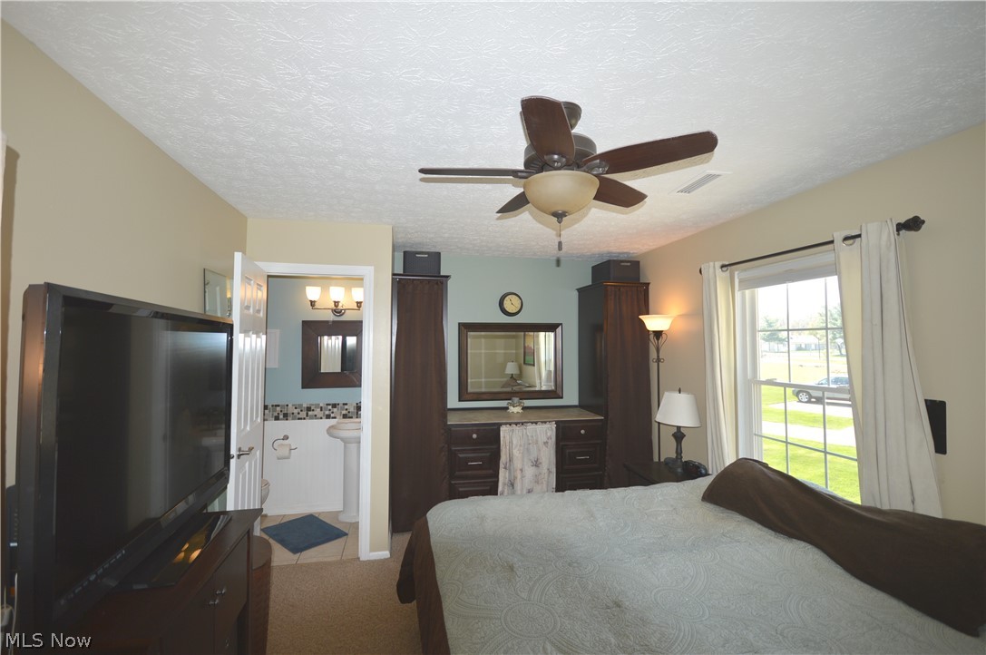 4931 Friar Road, Unit B Stow, OH 44224 - Photo 18 of 30 Gallery Image 18
