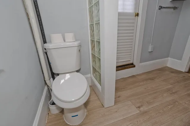 $1,250 | 78 Elm Street, Unit 4, Worcester, MA 01609