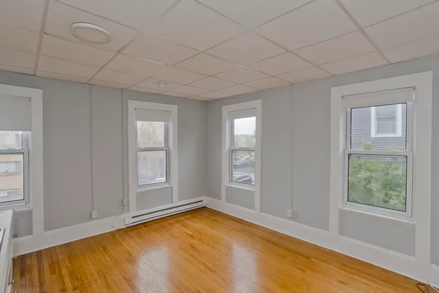 $1,250 | 78 Elm Street, Unit 4, Worcester, MA 01609