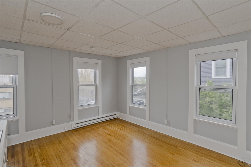 78 Elm Street, Unit 4 Worcester, MA 01609 - Photo 3 of 14