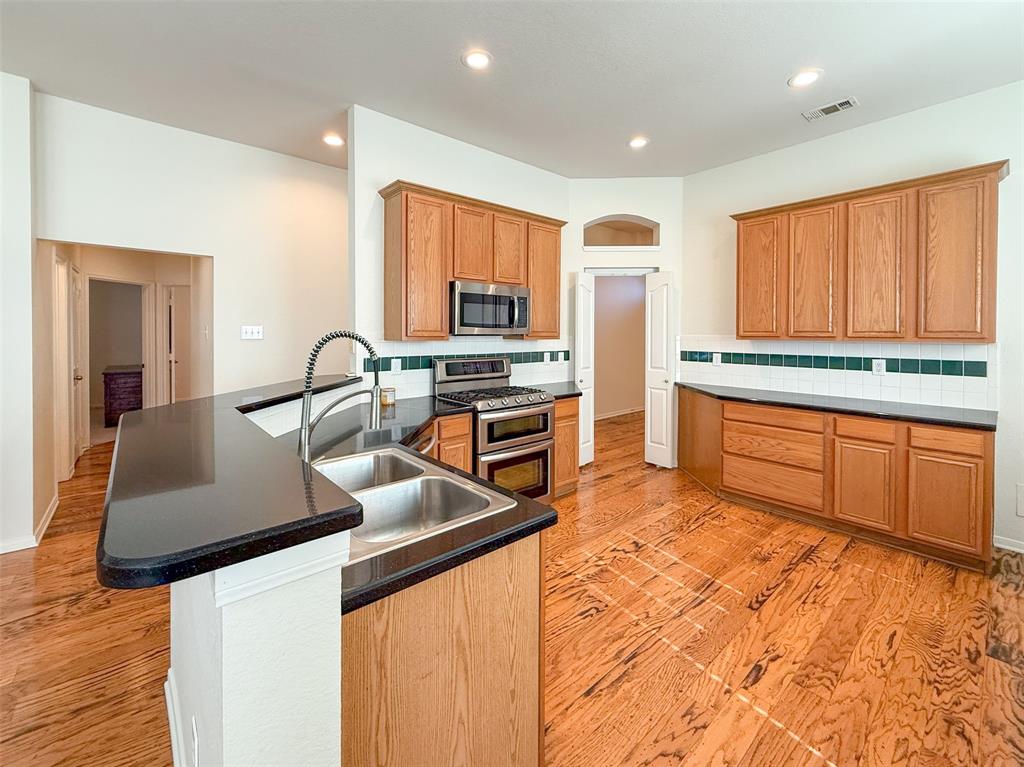 2135 Clubside Drive Corinth, TX 76210 - Photo 19 of 30