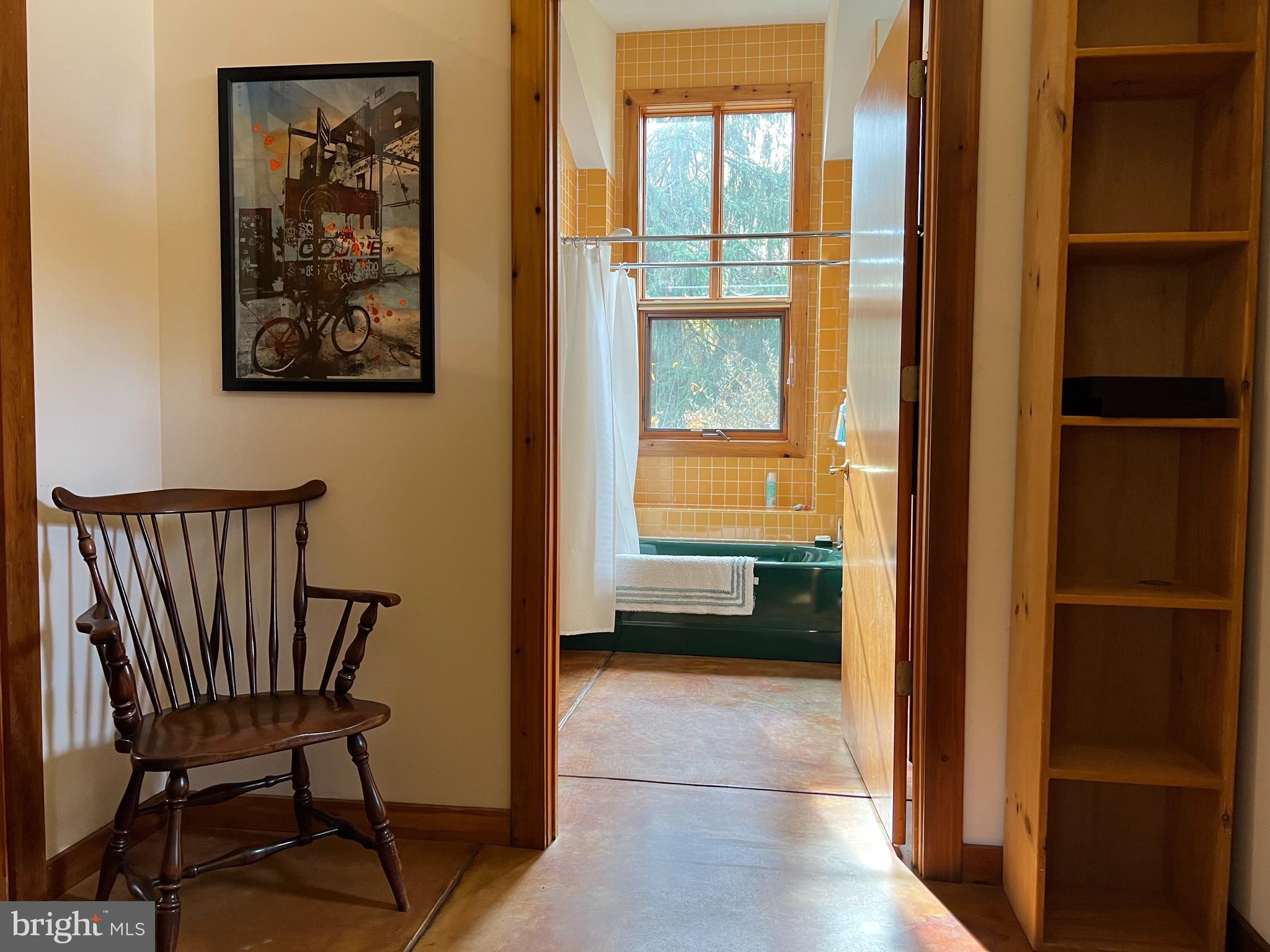 1301 Copper Hill Road Baltimore, MD 21209 - Photo 19 of 37 Bathroom