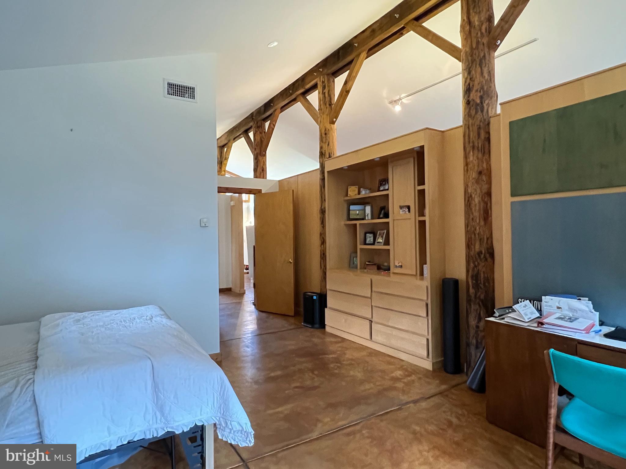 1301 Copper Hill Road Baltimore, MD 21209 - Photo 21 of 37 Bedroom 1