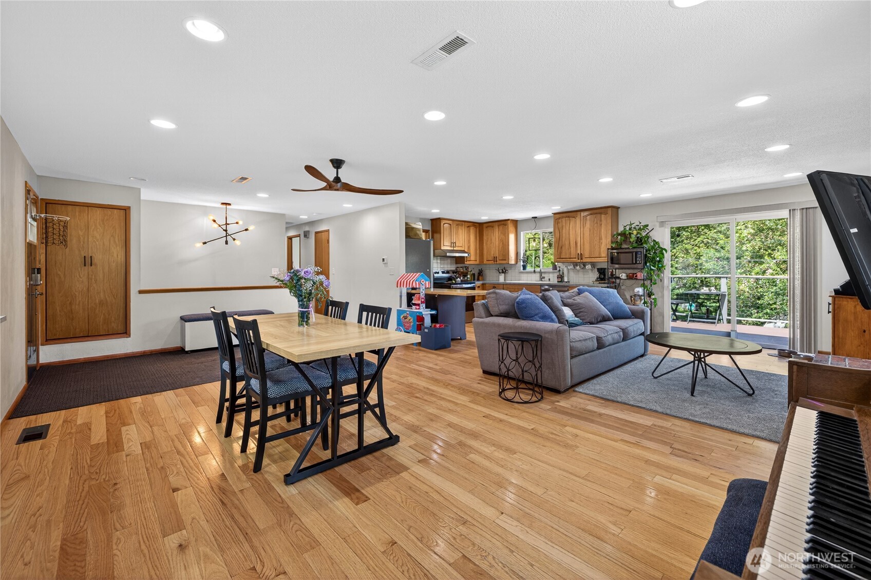 6038 Hazel Place Cashmere, WA 98815 - Photo 8 of 39
