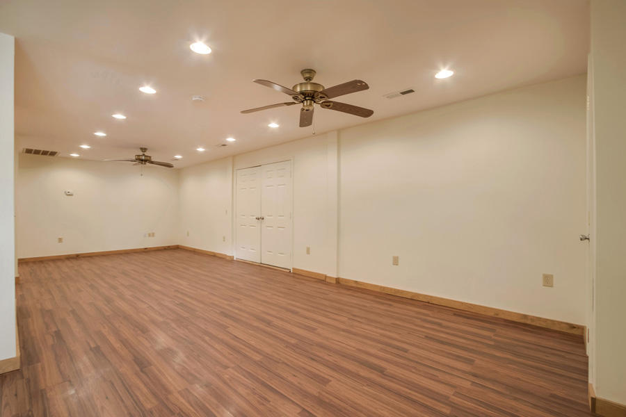 17653 Stockton Valley Road Philadelphia, TN 37846 - Photo 14 of 39 14_StocktonValleyRoad_17653_Family01