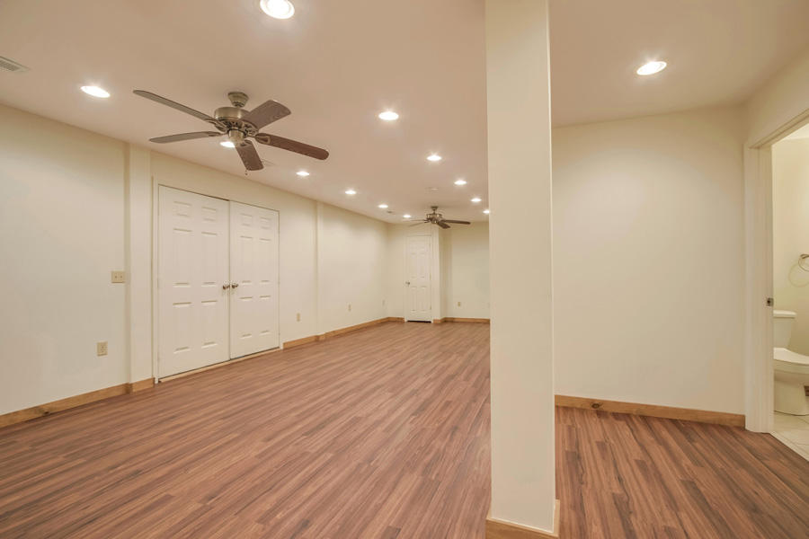 17653 Stockton Valley Road Philadelphia, TN 37846 - Photo 19 of 39 19_StocktonValleyRoad_17653_Family04