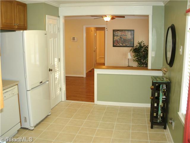 1505 Penny Road High Point, NC 27265 - Photo 4 of 16 Kitchen.