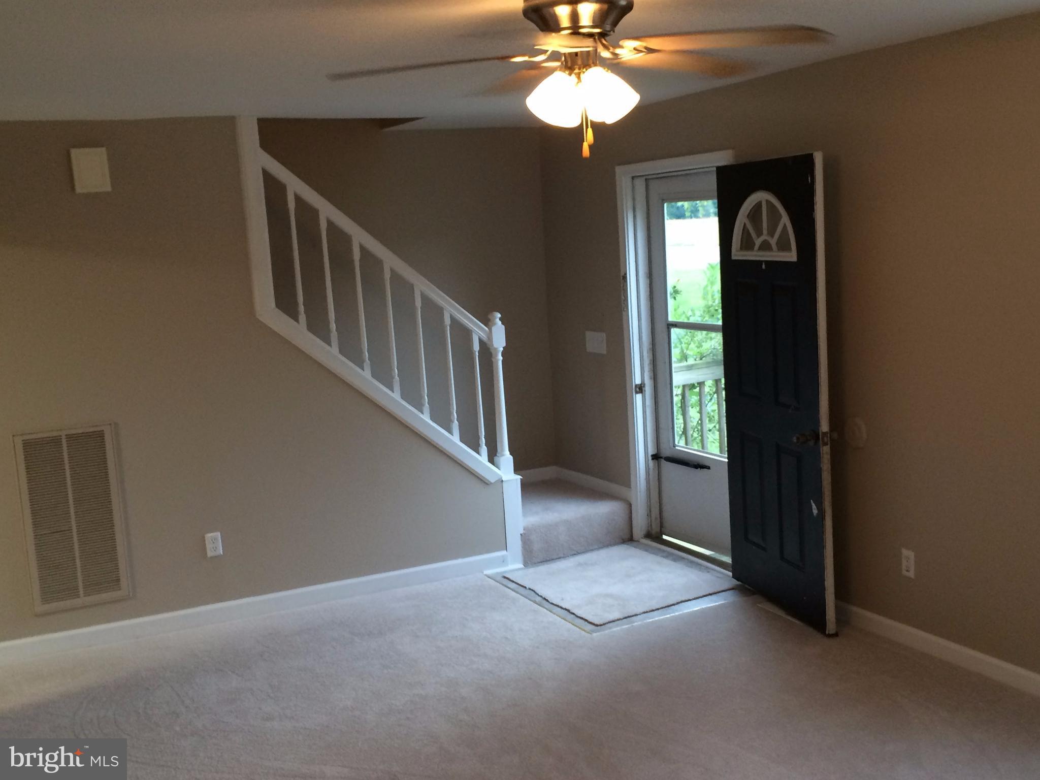 11563 Ridgely Road Ridgely, MD 21660 - Photo 2 of 30 Large Living Room