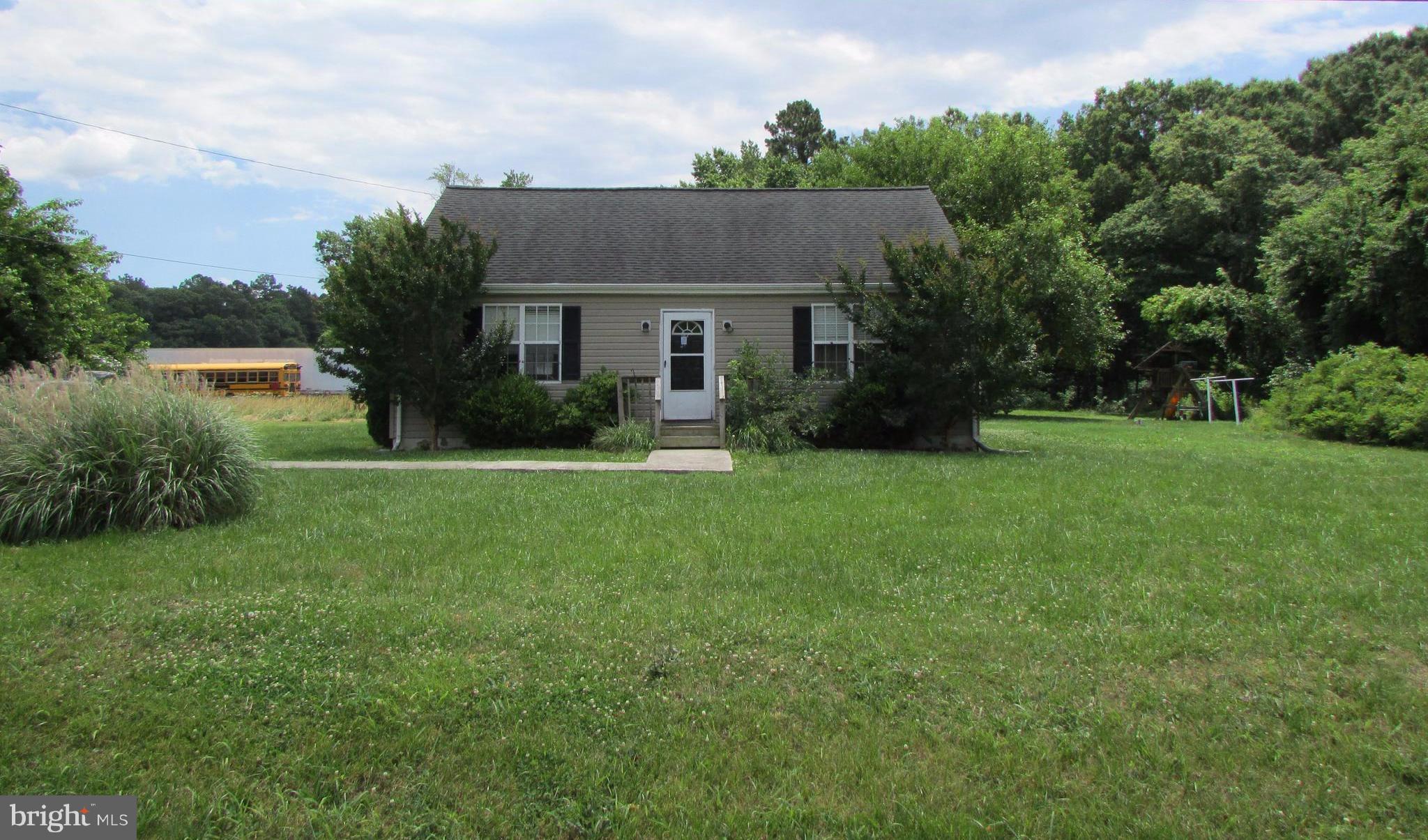 11563 Ridgely Road Ridgely, MD 21660 - Photo 26 of 30 Spacious Front Yard