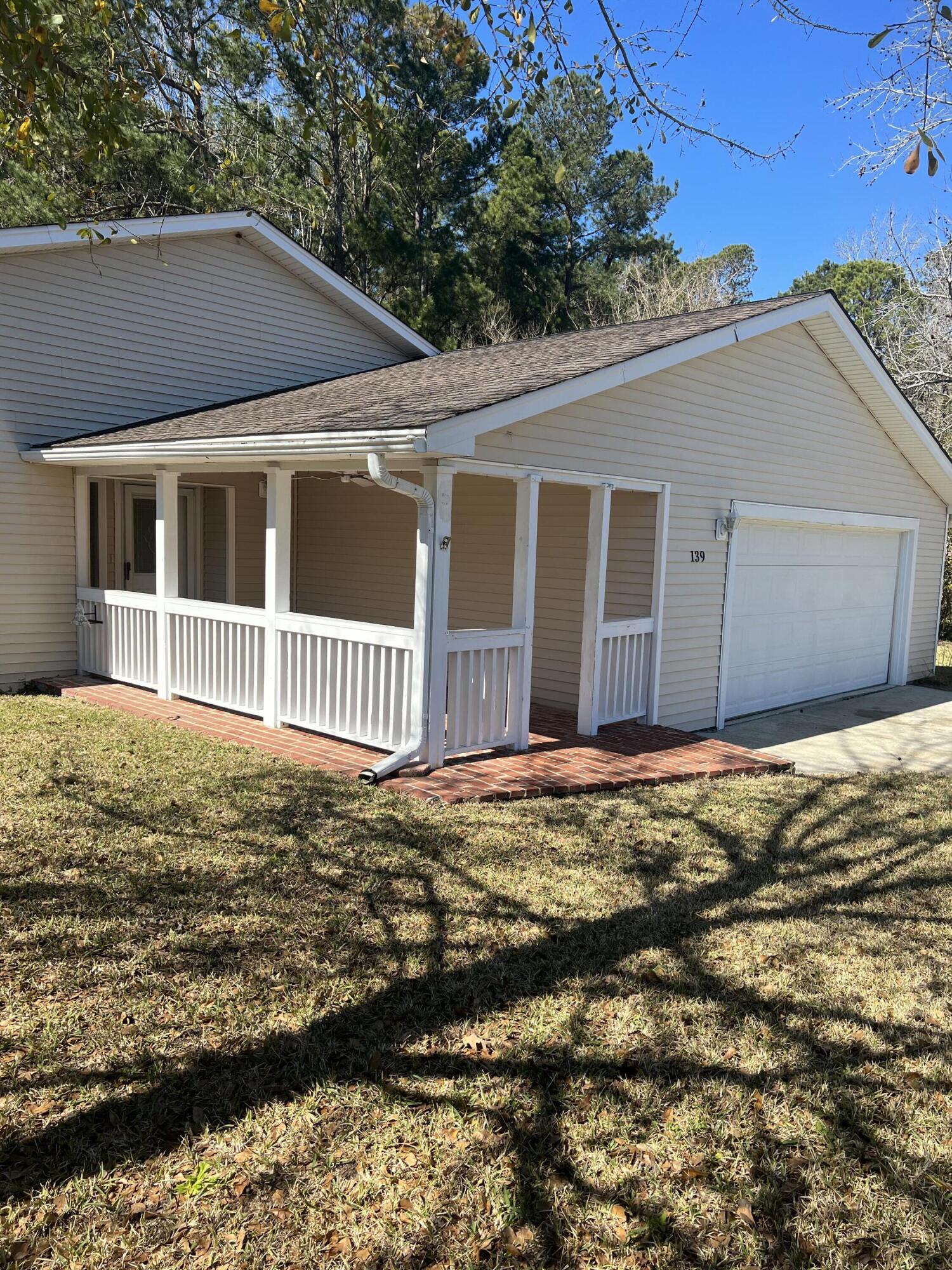 139 Iron Road Summerville, SC 29486 - Photo 3 of 20 IMG-3703