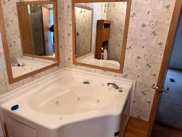 $195,000 | 516 Main Street West, Hinckley, MN 55037