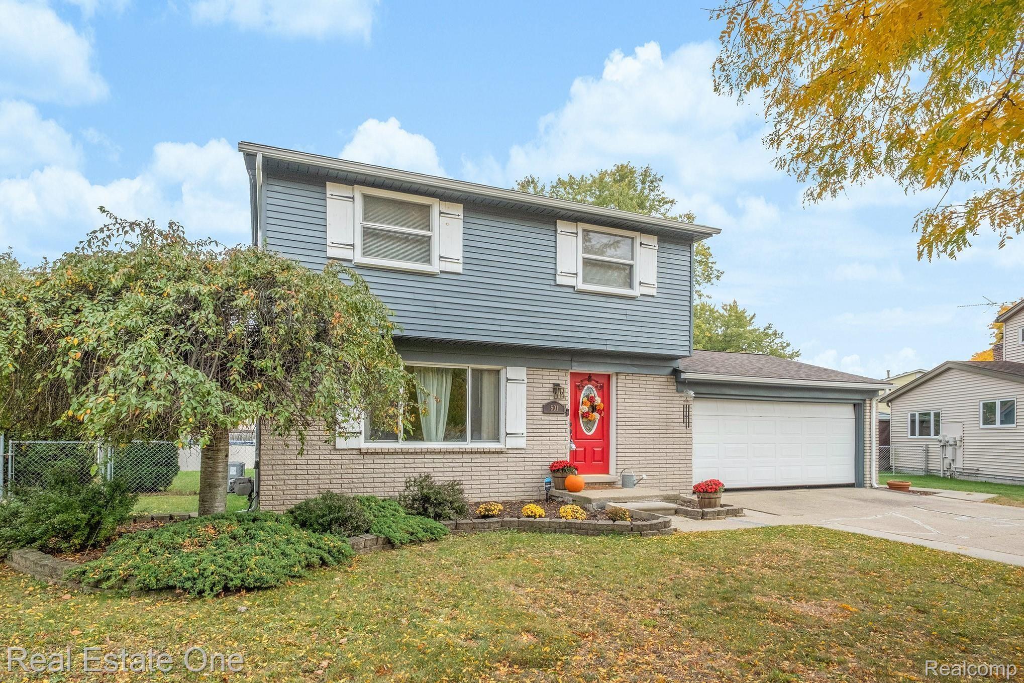 501 Meadowlake Road Canton, MI 48188 - Photo 36 of 36 _DSF8383.jpg