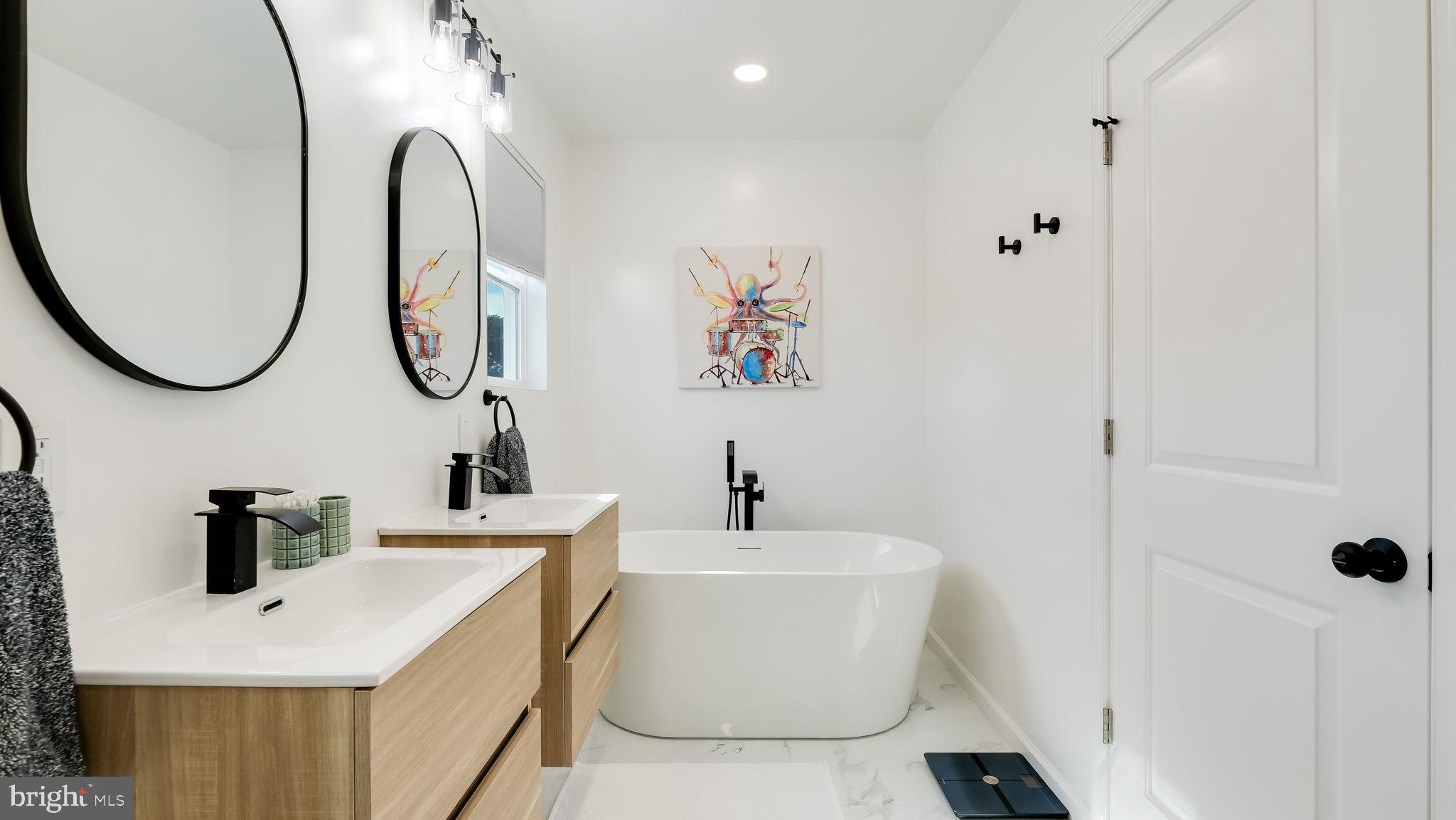27 Bittersweet Road Levittown, PA 19057 - Photo 3 of 36 Primary Bath