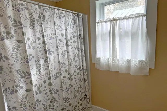 $299,900 | 50 Chestnut Avenue, Rutland, VT 05701