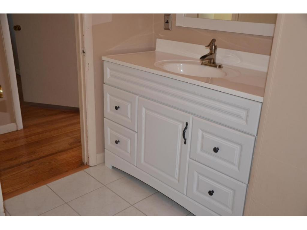 New floors vanity