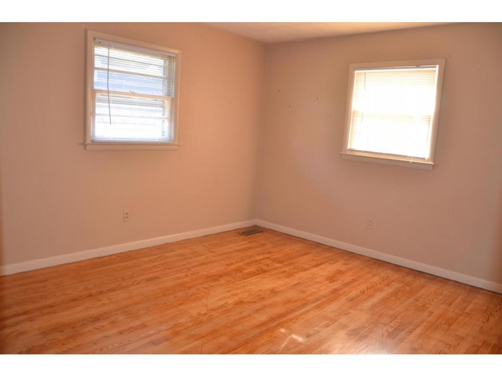 Beautiful HW floors