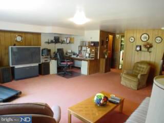 3385 South Keswick Road Philadelphia, PA 19114 - Photo 4 of 6 Gallery Image 4
